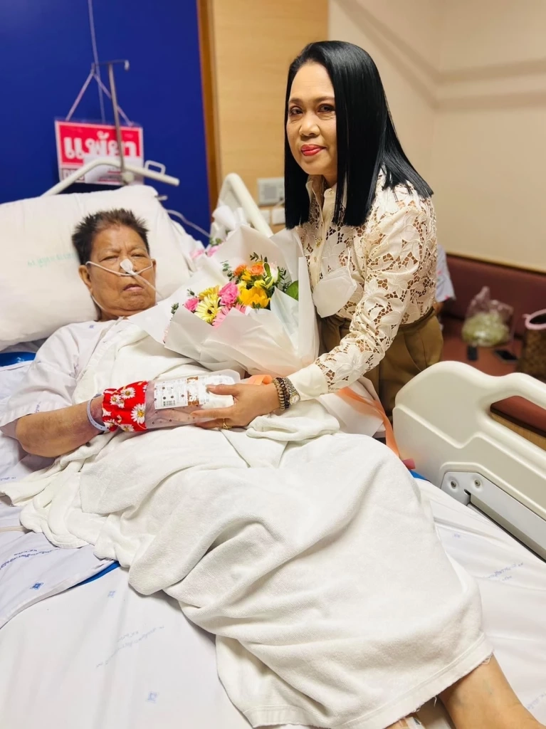 ล่าสุดอาการดีขึ้น 'ครูชลธี ธารทอง' หลังป่วย! ติดเชื้อในกระแสเลือด