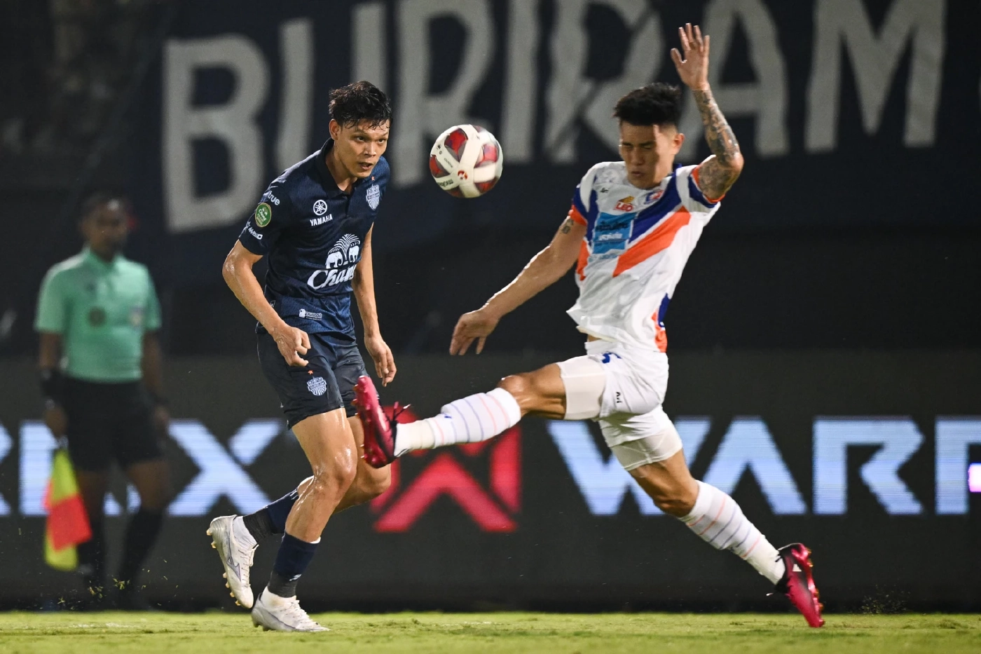 "บุรีรัมย์" อัดท่าเรือ "แบงค็อก" ถล่มเทโร ศึกตัดเชือกช้างเอฟเอคัพ