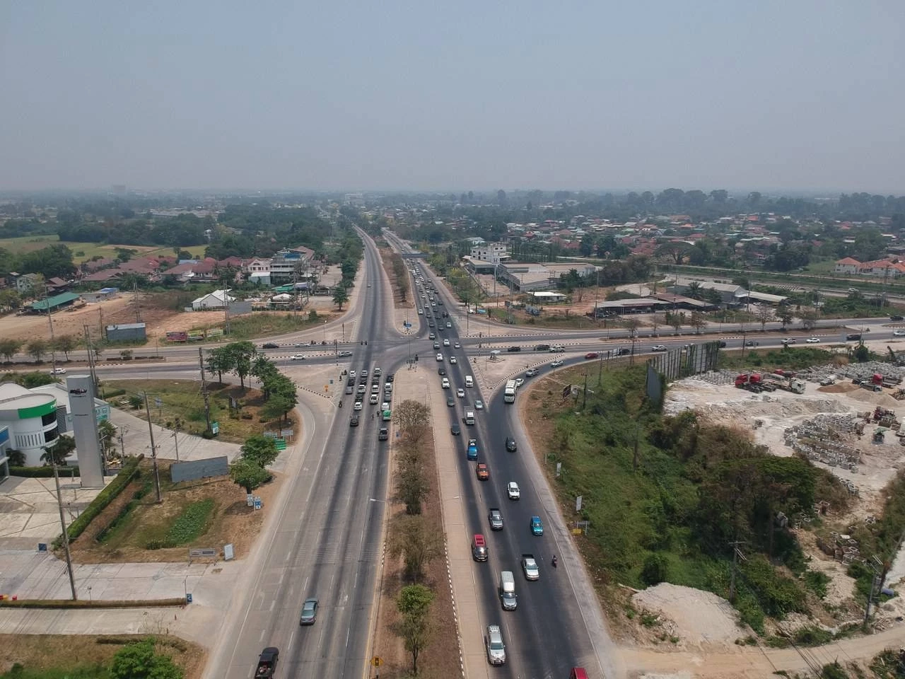 ถนน 117 เริ่มหนาแน่น ปชช.ทยอยกลับ หวั่นสงกรานต์วันสุดท้ายรถติด