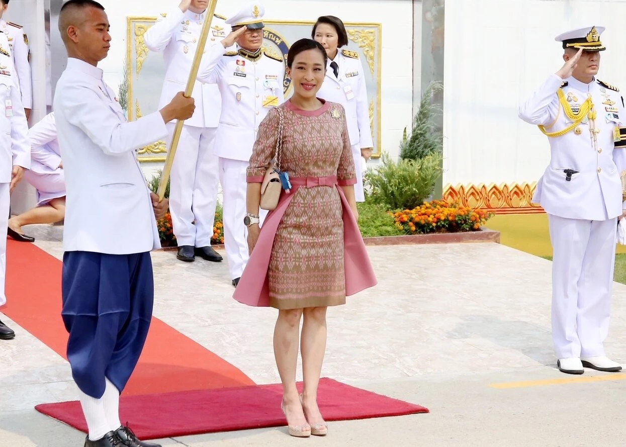 พระประวัติ สมเด็จเจ้าฟ้าฯ กรมหลวงราชสาริณีสิริพัชร มหาวัชรราชธิดา