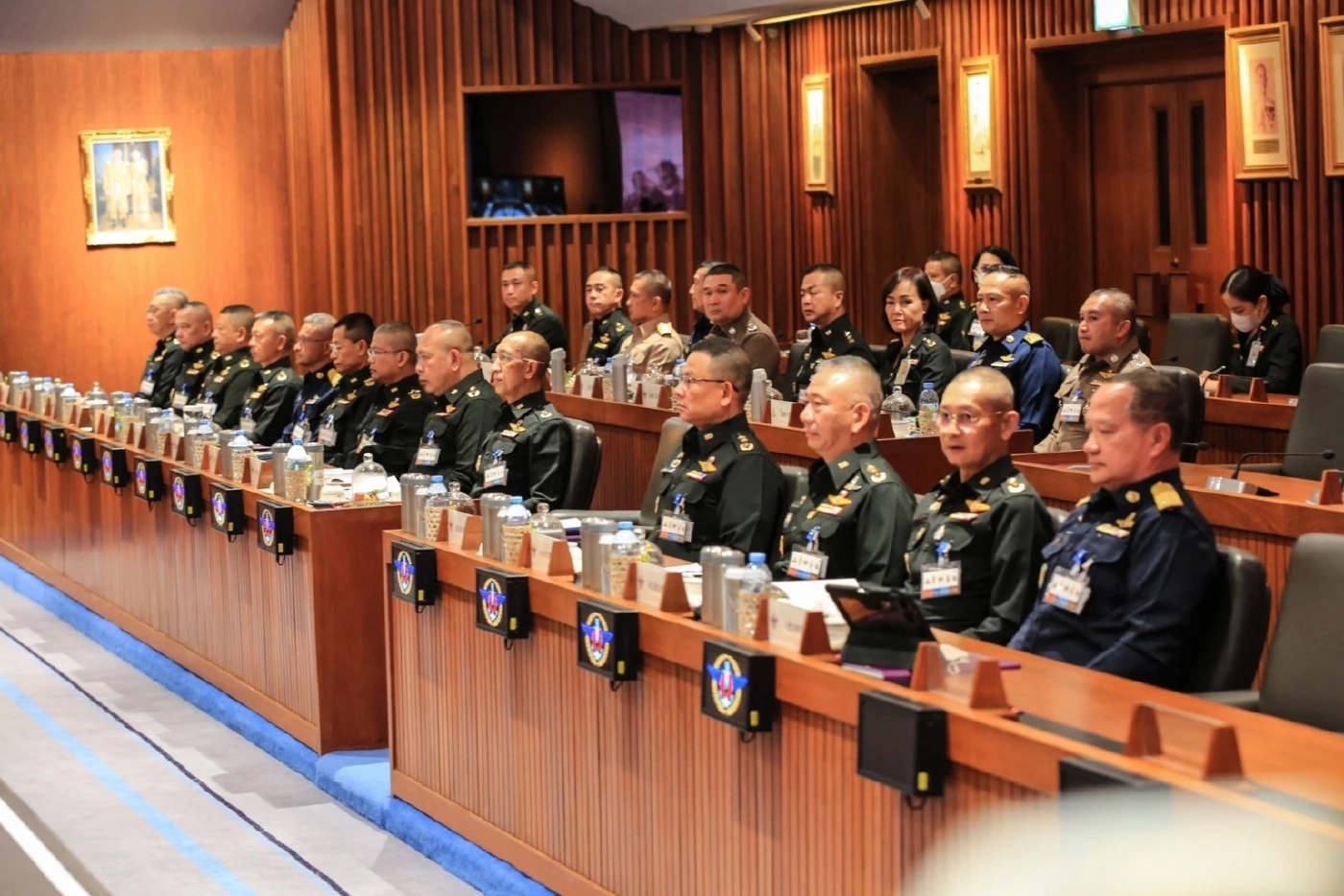 "ผบ.ทสส." นำประชุม "ผบ.เหล่าทัพ" ขอกำลังพลเสียสละ เพื่อประโยชน์ชาติ-ปชช.