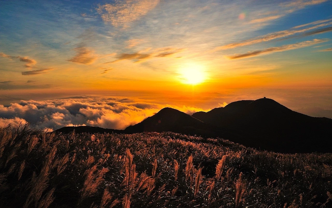 วันหยุดเมษายน ครม.ประกาศเพิ่มอีก 1 วัน วางแผนเตรียมตัวให้พร้อมท่องเที่ยว