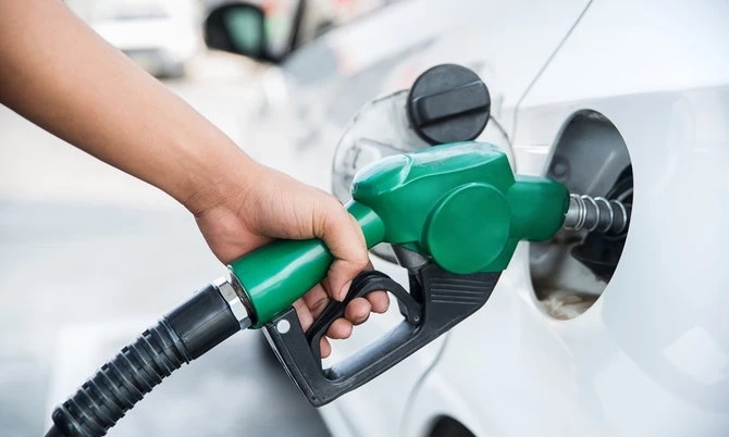 ข่าวดีวันหยุดยาว! พรุ่งนี้น้ำมันกลุ่ม "เบนซิน-แก๊สโซฮอล์" ลดราคา 30 สต.