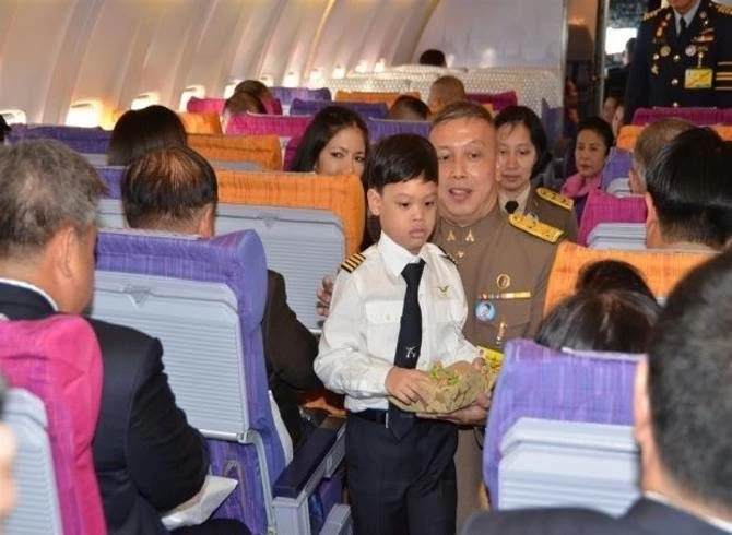 พระราชประวัติ สมเด็จพระเจ้าลูกยาเธอ เจ้าฟ้าทีปังกรรัศมีโชติ มหาวชิโรตตมางกูร สิริวิบูลยราชกุมาร