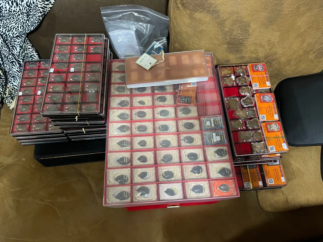 ลุยค้นบ้าน “จนท.ราชเทวี เรียกสินบน” ยึดเพิ่ม 6.9 ล้าน ซุกฟอร์จูนเนอร์