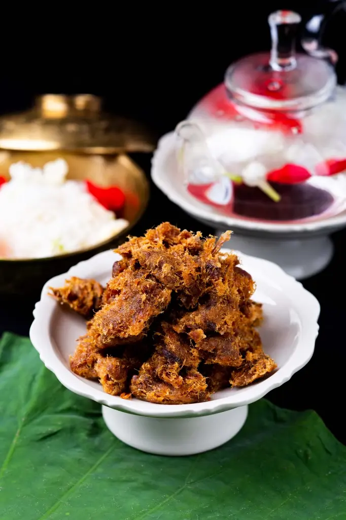 ข้าวแช่ เมนูดับร้อนจากร้าน รอยัล โอชา