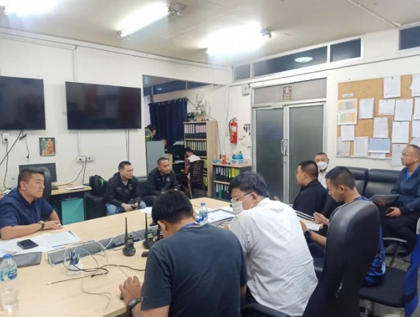 4 คนไทย ร่วมแก๊งใช้เอกสารปลอมเบิกเงิน 176 ล. พบ ตร. ก่อนได้ประกันคนละ 1.5 แสน