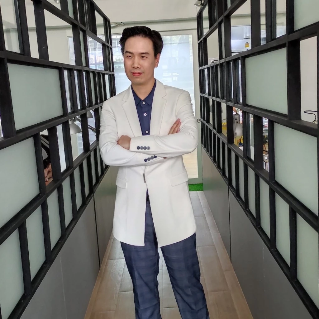 นายแพทย์ สิทธา ลิขิตนุกูล เจ้าของเพจ "คุณหมอสตอรี่"