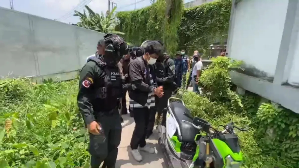 ตร.คุมตัว นายพรชัย ไปทำแผนประกอบคำรับสารภาพ