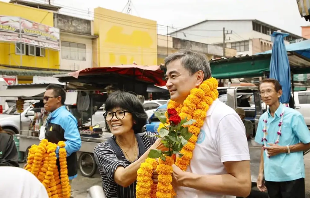 "อภิสิทธิ์" เตือน พรรคการเมืองแก้ค่าไฟแพงเขียนนโยบายต้องทำได้