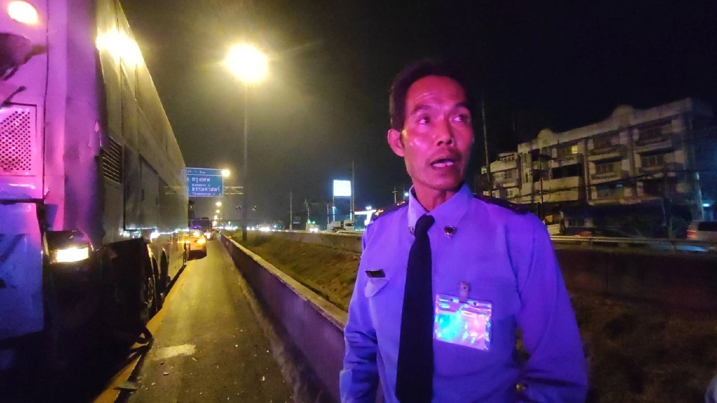 นายชาญ หมีนิ่ม อายุ 49  ปี (คนขับรถโดยสาร)