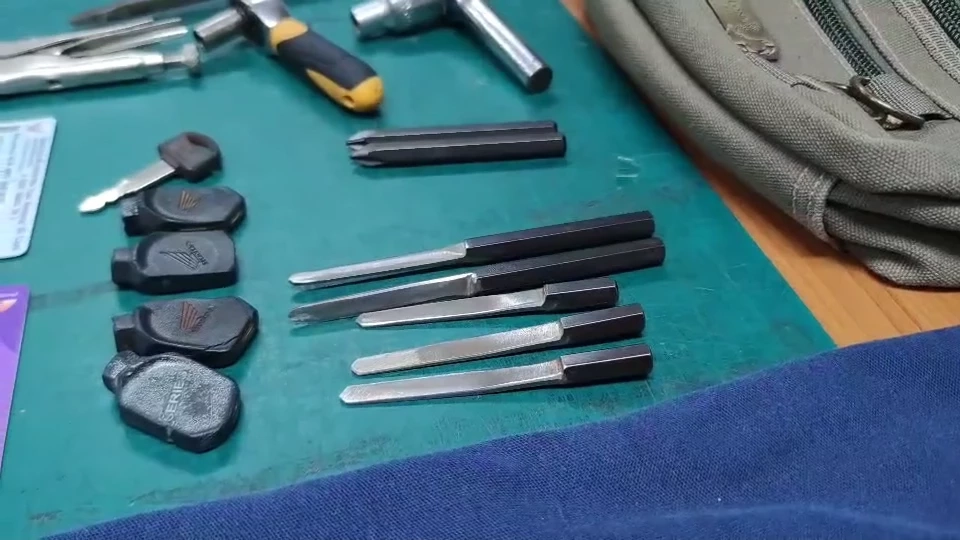 รวบแก็งตระเวนลักรถจักรยานยนต์ ชำแหละสวมทะเบียน ส่งขายเมียนมา