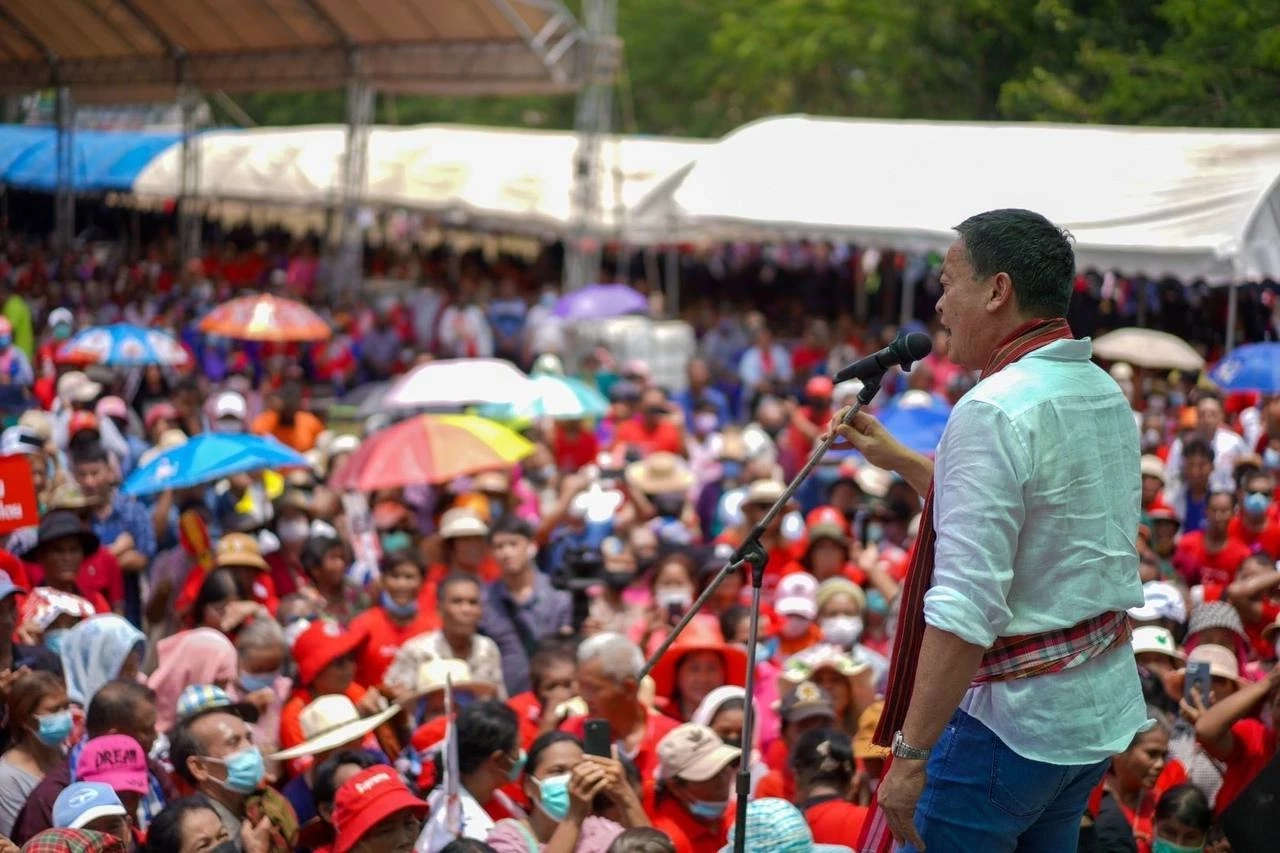 "เศรษฐา" ซัดรัฐบาลอยู่มานาน แต่ไม่คิดช่วยปชช. แก้ค่าไฟแพง