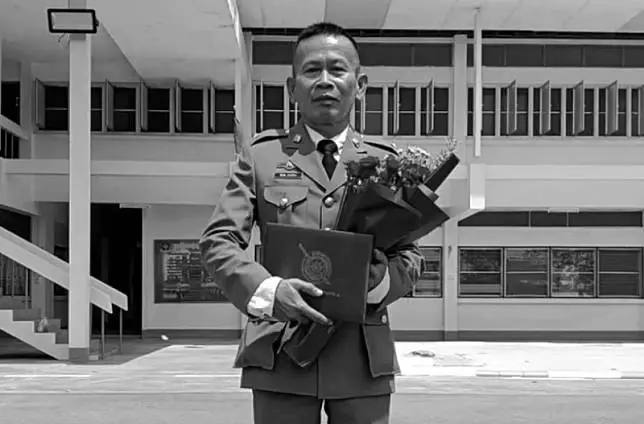 รองฯต่อศักดิ์ ส่งตัวแทนร่วมพิธีศพ "ร.ต.ต.พิเศษ ดาวเรือง"
