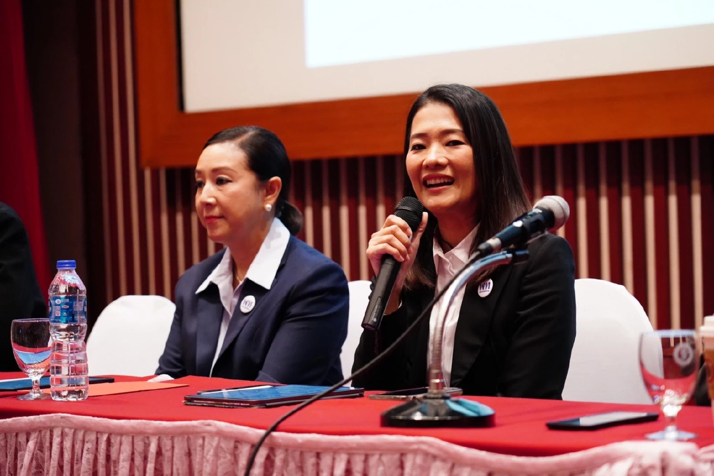 "พท." ดันนโยบายจบ ป.ตรี 18 ปี ลดปีเรียนประถม-มัธยม-มหาลัย ลุยยกเลิกเกณฑ์ทหาร