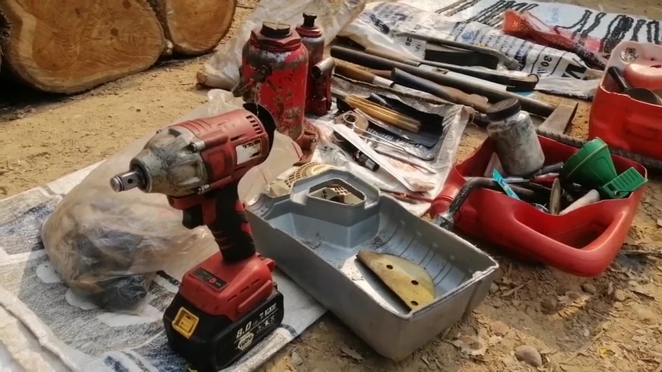 จับมอดไม้พกวิทยุสื่อสาร ดักฟังความเคลื่อนไหวเจ้าหน้าที่ แต่สุดท้ายไม่รอด