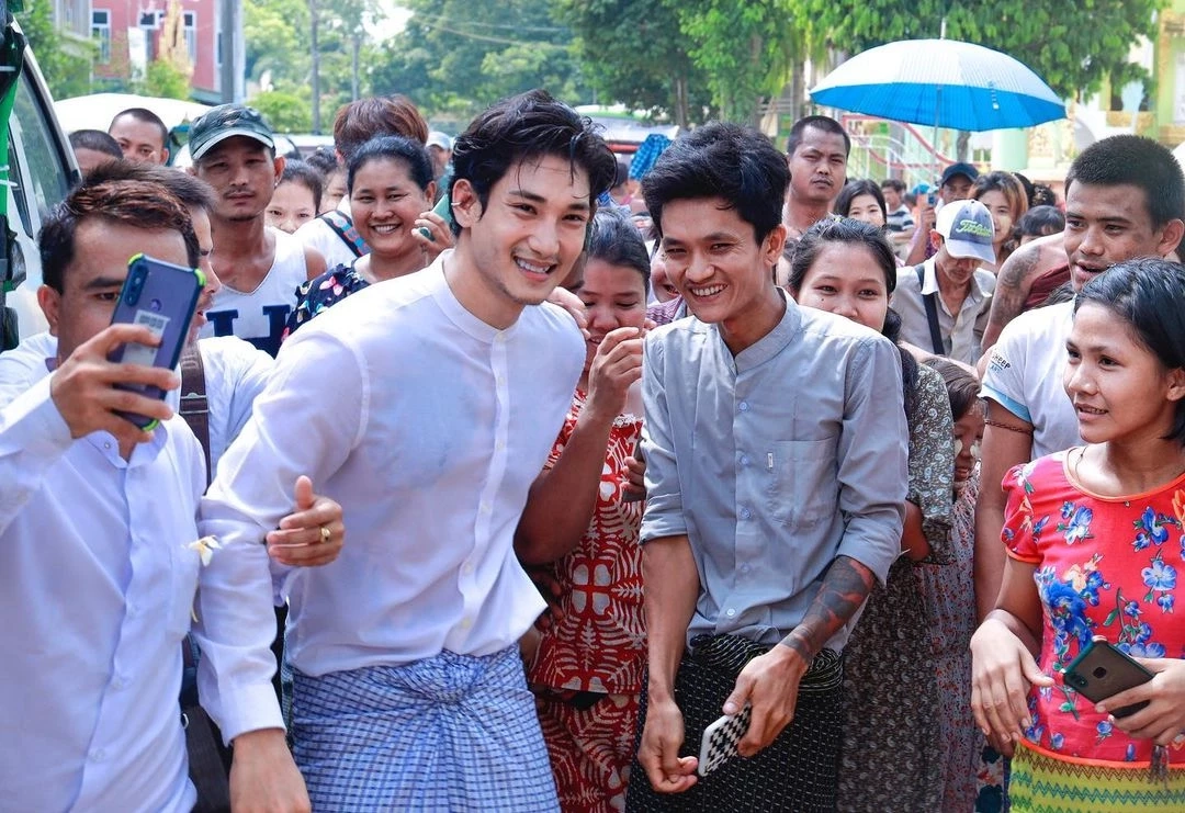 ภาพ : IG/paing_takhon_official