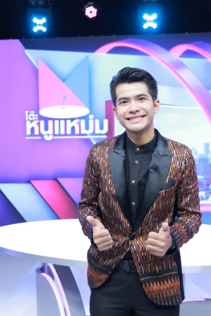 กานต์ ทศน เจ้าของเพลงฮิต คาถาขุนแผน ใช้จิตสัมผัส หลวงพ่อกวย จนโด่งดัง