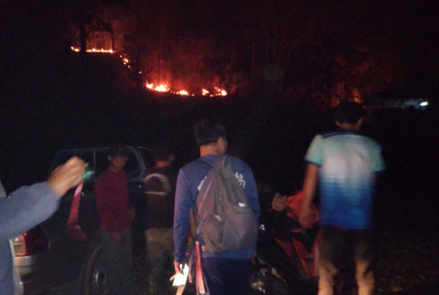 "ไฟป่า" แม่ฮ่องสอนวิกฤต อ.ปาย อยู่ท่ามกลางหมอกควัน - ไฟป่า มาแล้ว 50 วัน