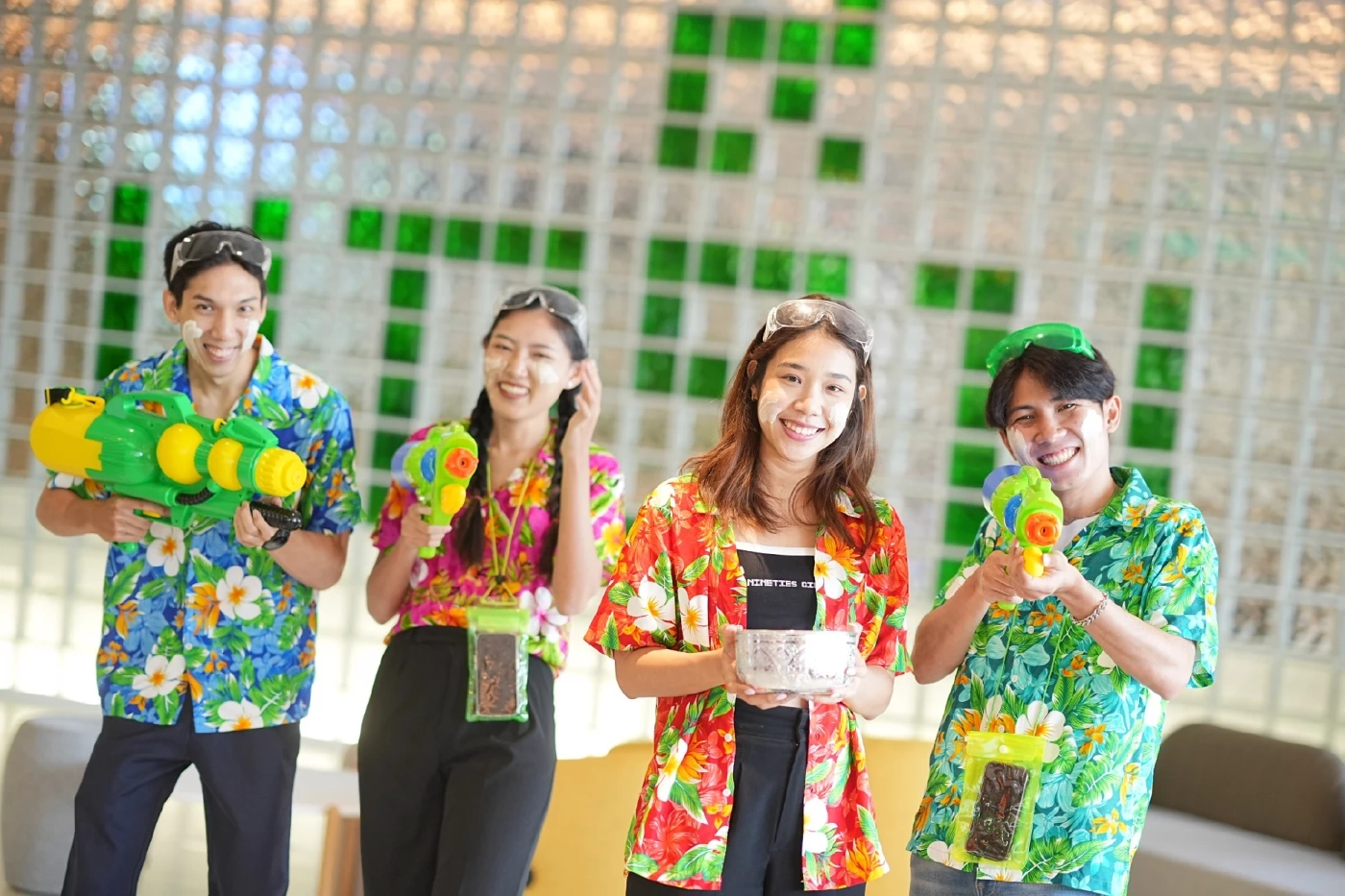 แกร็บมาร์ท เผย 5 สินค้าขายดีช่วงสงกรานต์ พร้อมอัดดีลสุดปัง รับหน้าร้อน