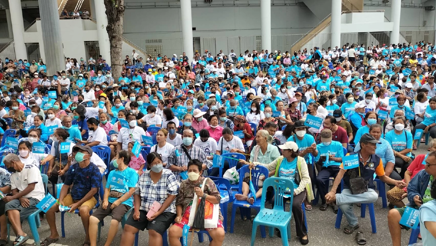 "นิพนธ์" ควง"ดร.เอ้-มาดามเดียร์" ลุยช่วยผู้สมัครปชป.สงขลา 3 เขตรวด(ชมคลิป)