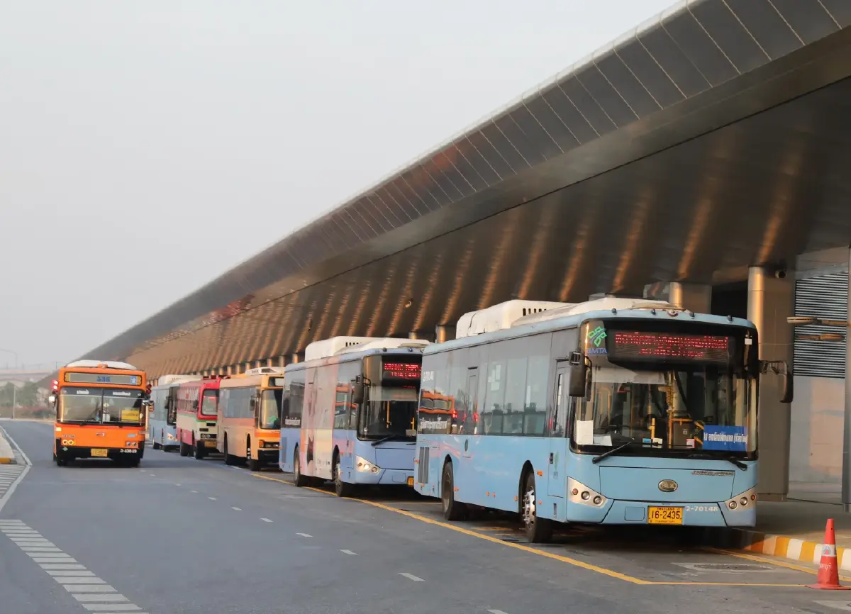 รฟท. เปิดบริการรถ Shuttle Bus รับส่ง หัวลำโพง - สถานีกลางกรุงเทพอภิวัฒน์ ฟรี