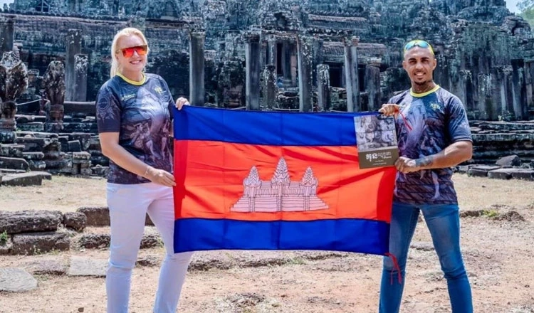 ธิอาโก เทเซียรา นักชกชาวบราซิลผู้คลั่งไคล้ " กุน ขแมร์ " ได้สัญชาติกัมพูชา