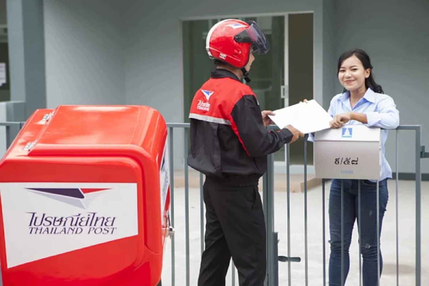 ไม่หยุด! ไปรษณีย์ไทย แจ้งเปิดบริการตลอดช่วง วันหยุดสงกรานต์ 13-16 เม.ย. นี้
