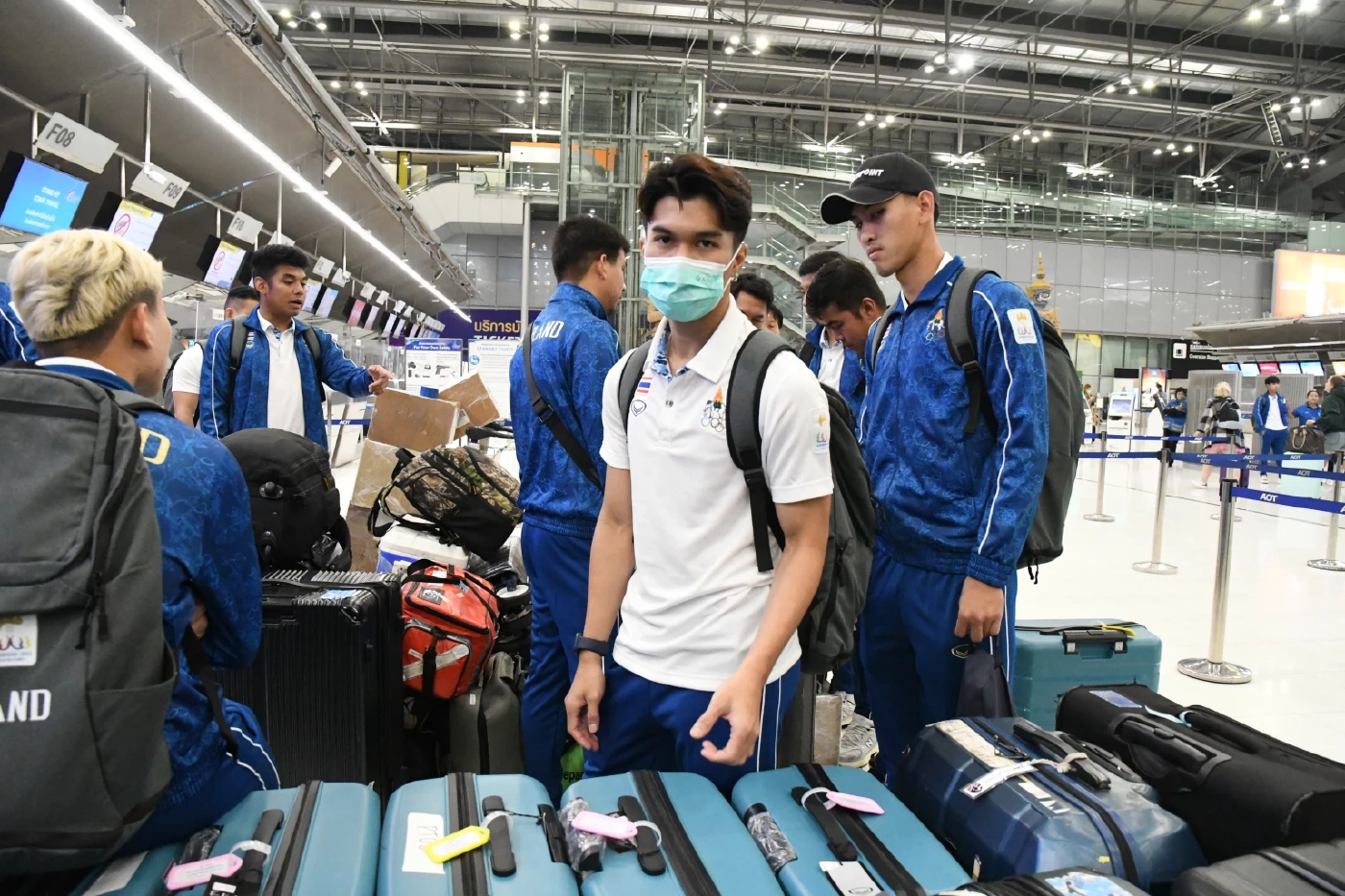 "ทีมชาติไทย U22" ลัดฟ้าบุกกัมพูชา สู้ศึก "ซีเกมส์ 2023"