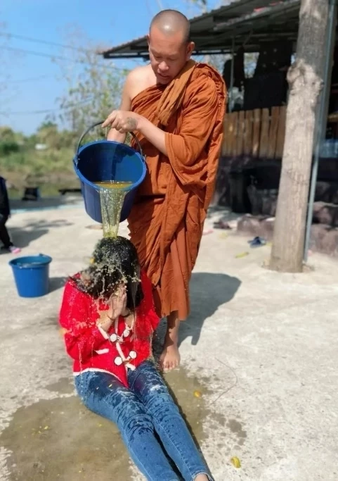 ย้อนโพสต์ "อิงดาว" ก่อนเสียชีวิต เพิ่งไปอาบน้ำมนต์มาไม่นานนี่เอง