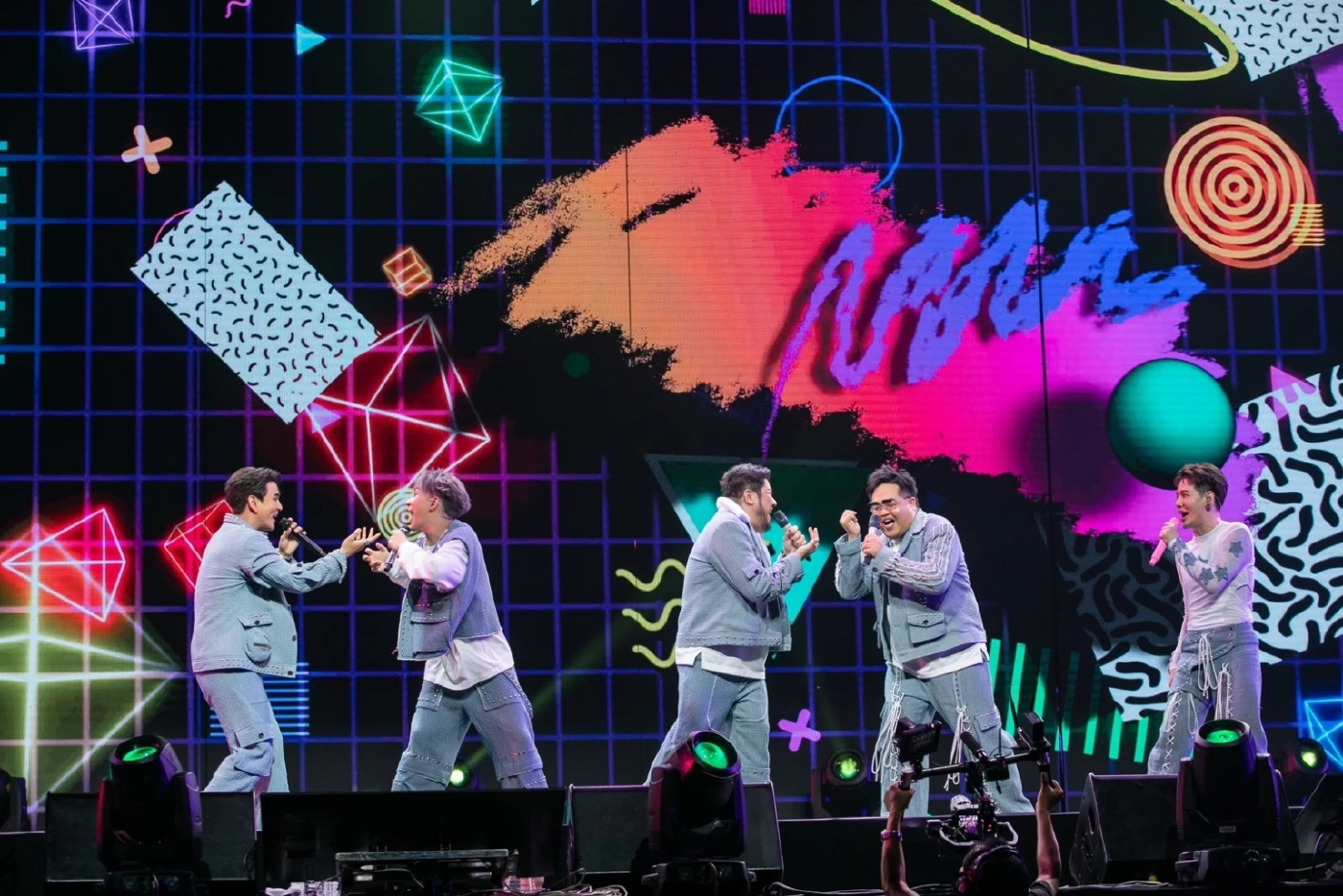 ไปดูมาแล้ว 7 สุดยอดศิลปิน ใน คอนเสิร์ต 4 โพดำ ปะทะ 3 ดอกจิก อสรพิษมิตรร้าย