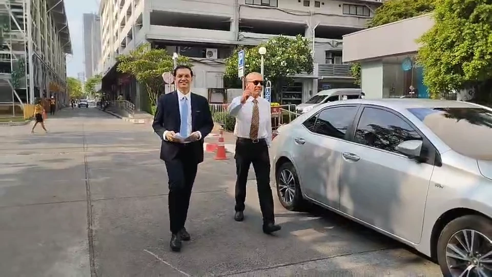 “อนันต์ชัย”จ่อชงสอบมรรยาท“ทนายตั้ม” ชูวิทย์ยันเว็บพนัน“เฮงเกม”มีจริง