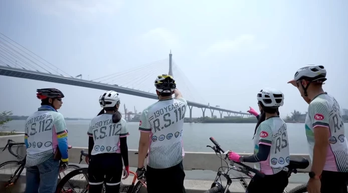 นักปั่นกว่า 2 พันคน เข้าร่วมงาน "สมุทรปราการปั่นจักรยานรำลึก 130 ปี ร.ศ.112"