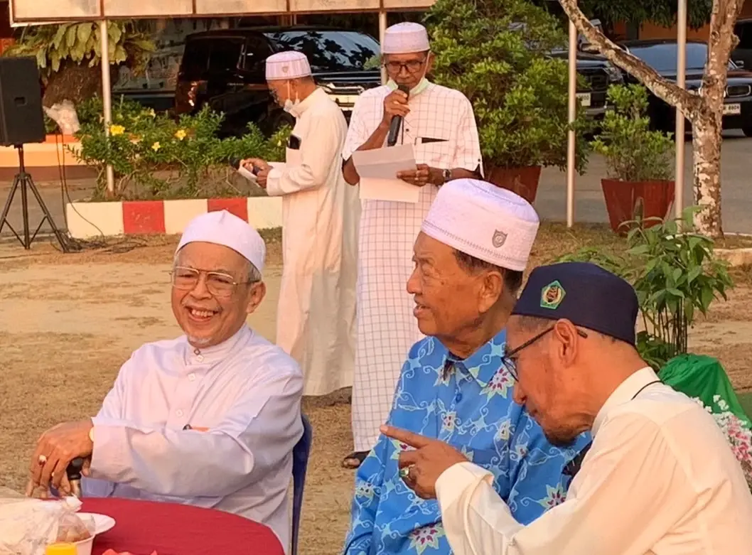 "วันนอร์" มั่นใจได้สิทธิคืน หลังกกต.ตัดสิทธิ 4 ผู้สมัครสงขลา-สตูล (มีคลิป)