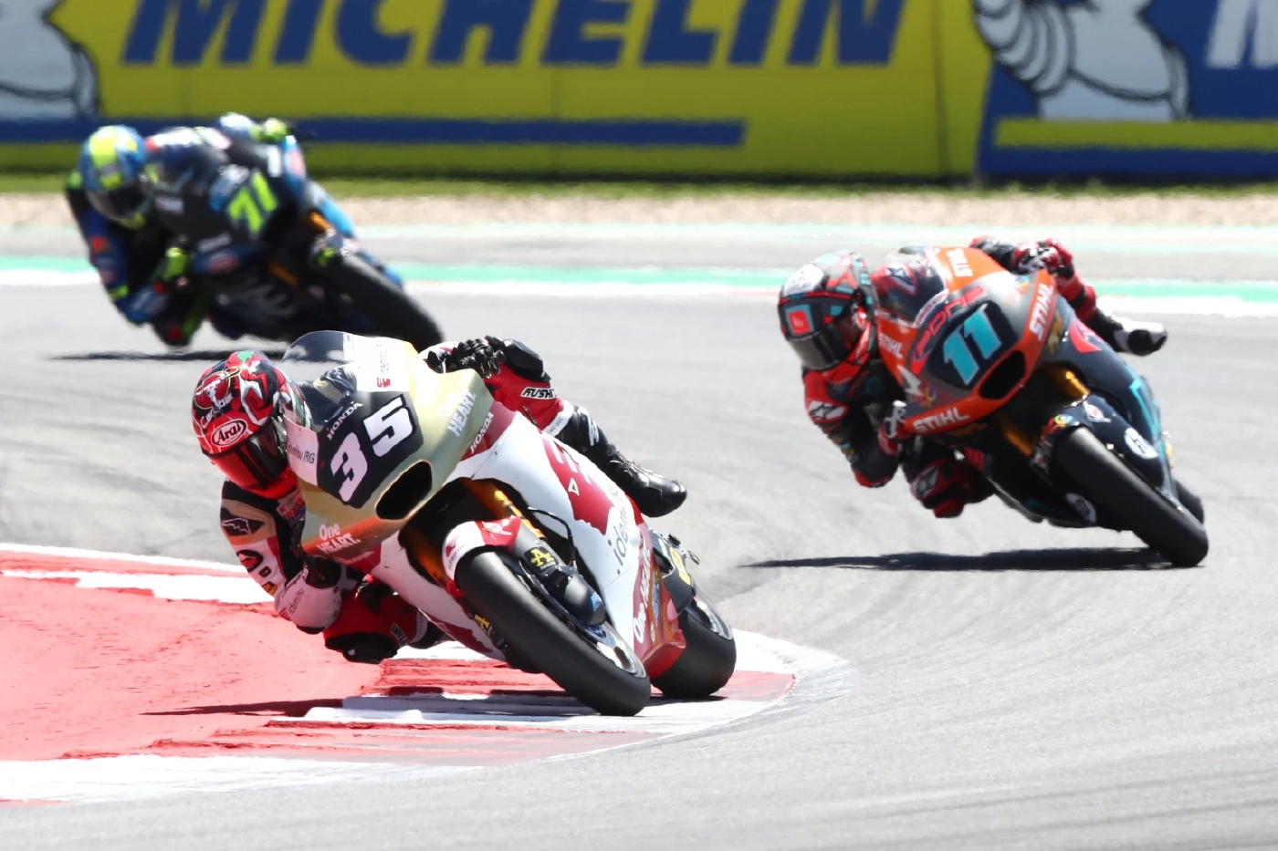 "ก้อง-สมเกียรติ" จบที่ 11 โมโตทู "รินส์" คว้าชัยโมโตจีพี สนาม 3