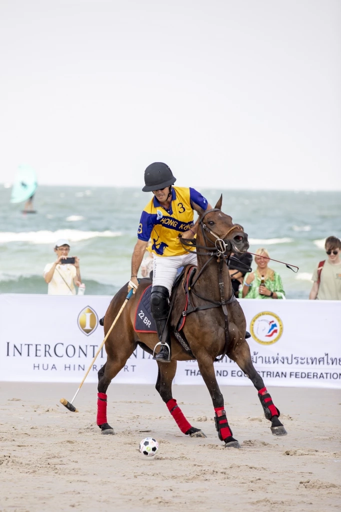 การแข่งขันขี่ม้าโปโลการกุศล “บีช โปโล 2023” เหล่าเซเลบริตี้ ร่วมงานคับคั่ง