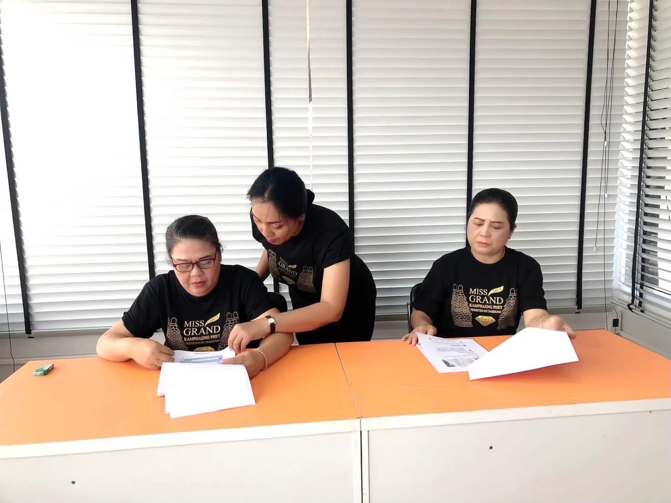 ฟังจากปาก กองประกวด เหตุปลดมิสแกรนด์กำแพงเพชร เพราะน้องเป็นแบบนี้ (มีคลิป )