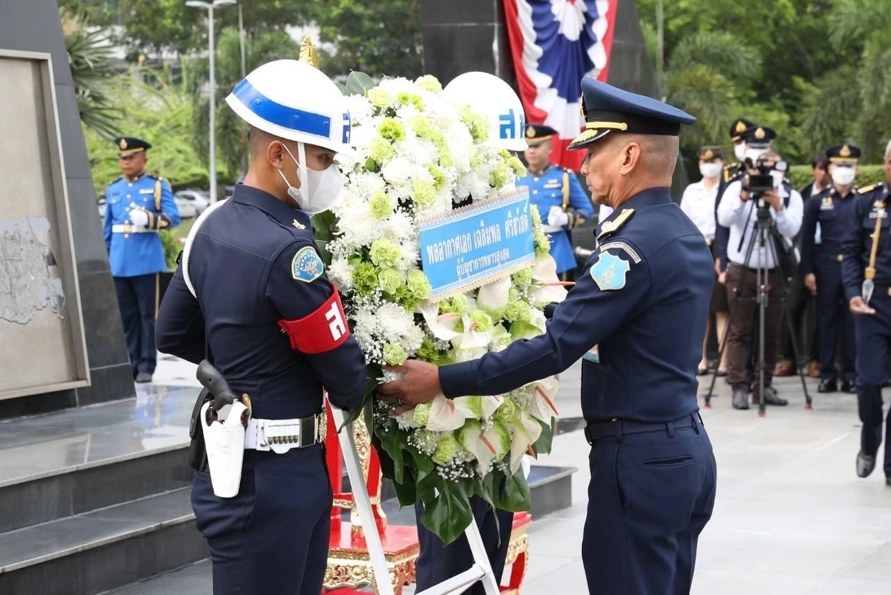 "ผบ.ทสส." นำประชุม "ผบ.เหล่าทัพ" ขอกำลังพลเสียสละ เพื่อประโยชน์ชาติ-ปชช.