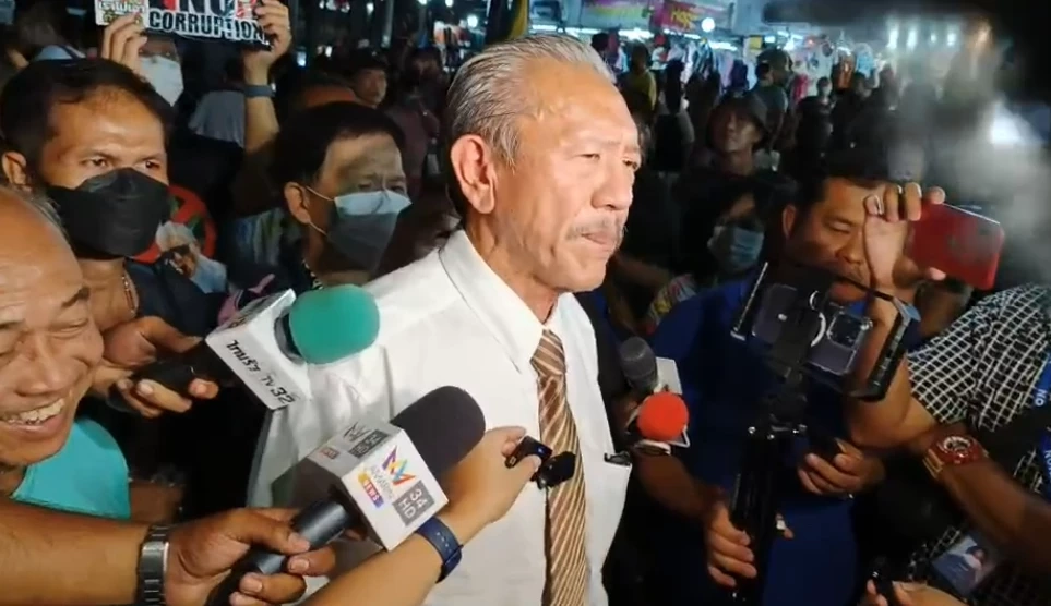 "ชูวิทย์" ประกาศชัย หลังศาลยกเลิกคุ้มครองชั่วคราว ห้ามพูดนโยบายกัญชาเสรี