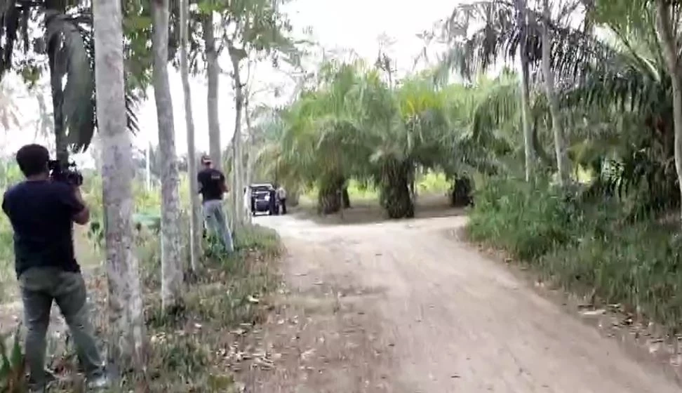 "ดาบอรรถพร" เตรียมมอบตัวหลังสงกรานต์ ด้าน ตร.กว่า 200 นาย ระดมไล่ล่า