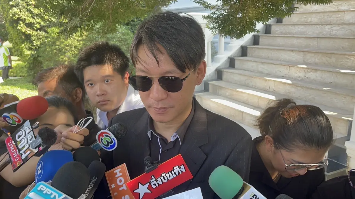 "จิน ธรรมวัฒนะ" ร่วมพิธีรดน้ำศพ "เอ๋ ชนม์สวัสดิ์" เผย จะรักและคิดถึงตลอดไป