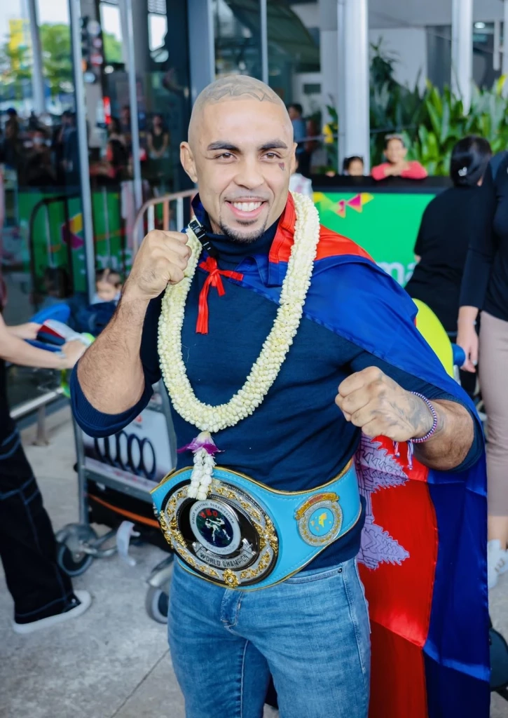 "ธิอาโก" ไอดอลกุนขแมร์ เข้ารับสัญชาติพร้อมชื่อใหม่อย่างเป็นทางการ