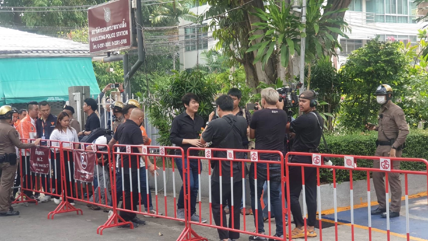 “ปิยบุตร”มั่นใจรายงานตัว ม.116 เล็งฟ้องกลับหลังหลุดคดี