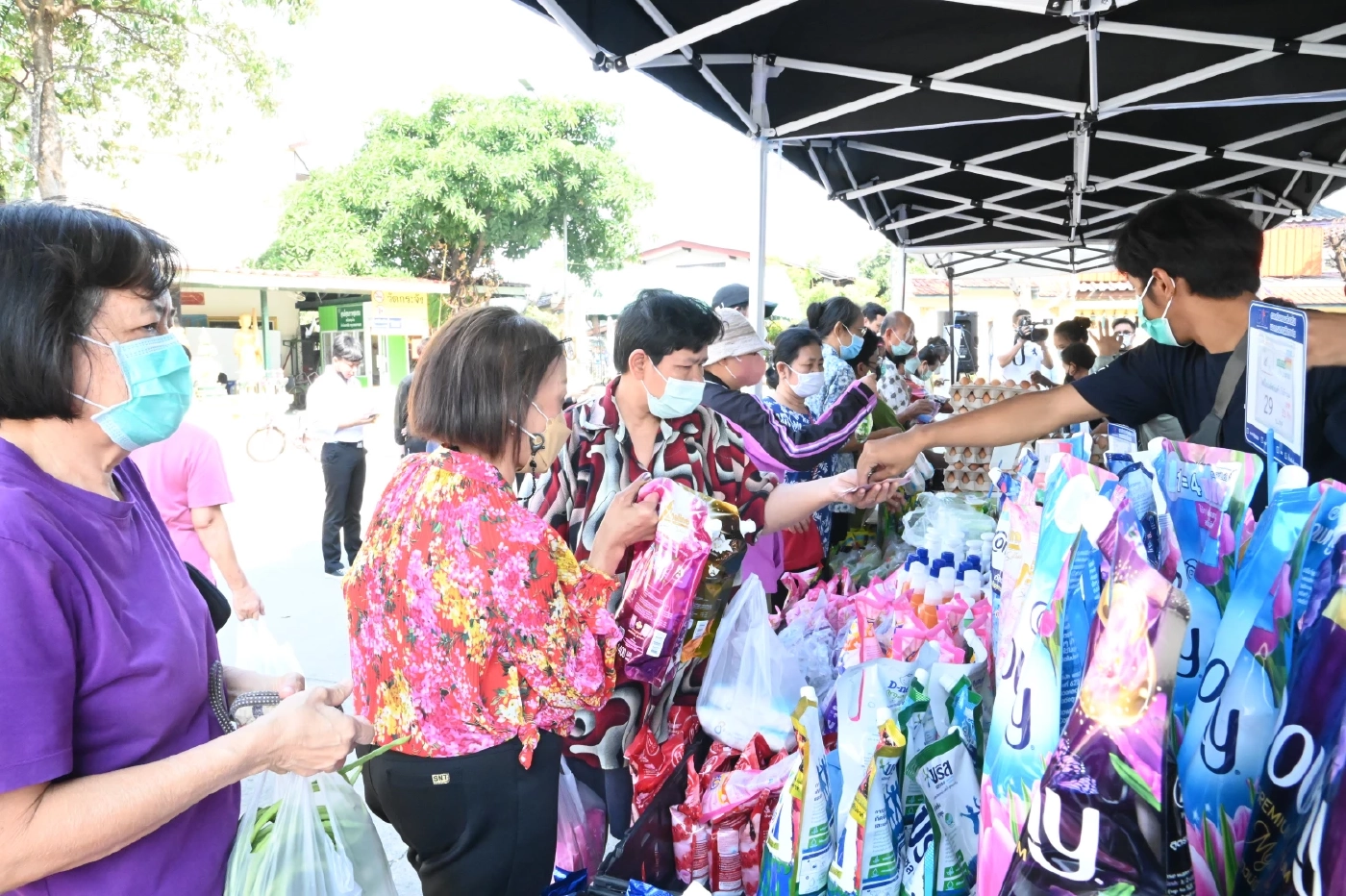 คลัง เผย ยอดใช้สิทธิ์ บัตรสวัสดิการแห่งรัฐ ครึ่งวันแรกเกิน 500 ล้านบาทแล้ว