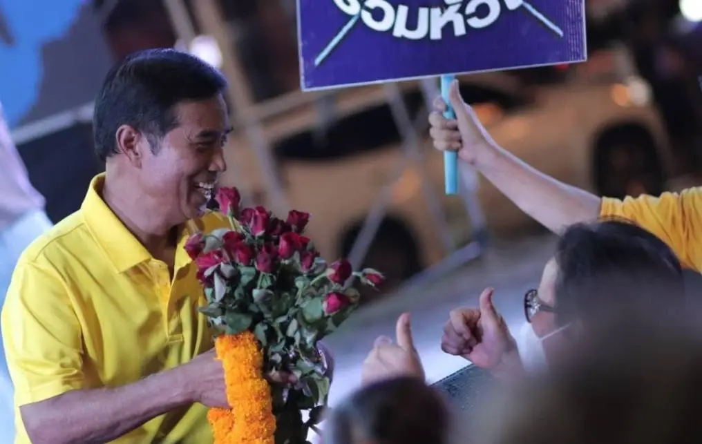 "หมอวรงค์"นำทัพใหญ่ไทยภักดี อ้อนขอคะแนนเสียงคนโคราช