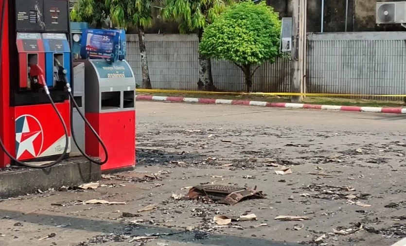 ระทึก! ไฟไหม้ปั๊มน้ำมันกลางเมืองสตูล เจ้าของ-พนักงาน ไฟลวกบาดเจ็บ (มีคลิป)