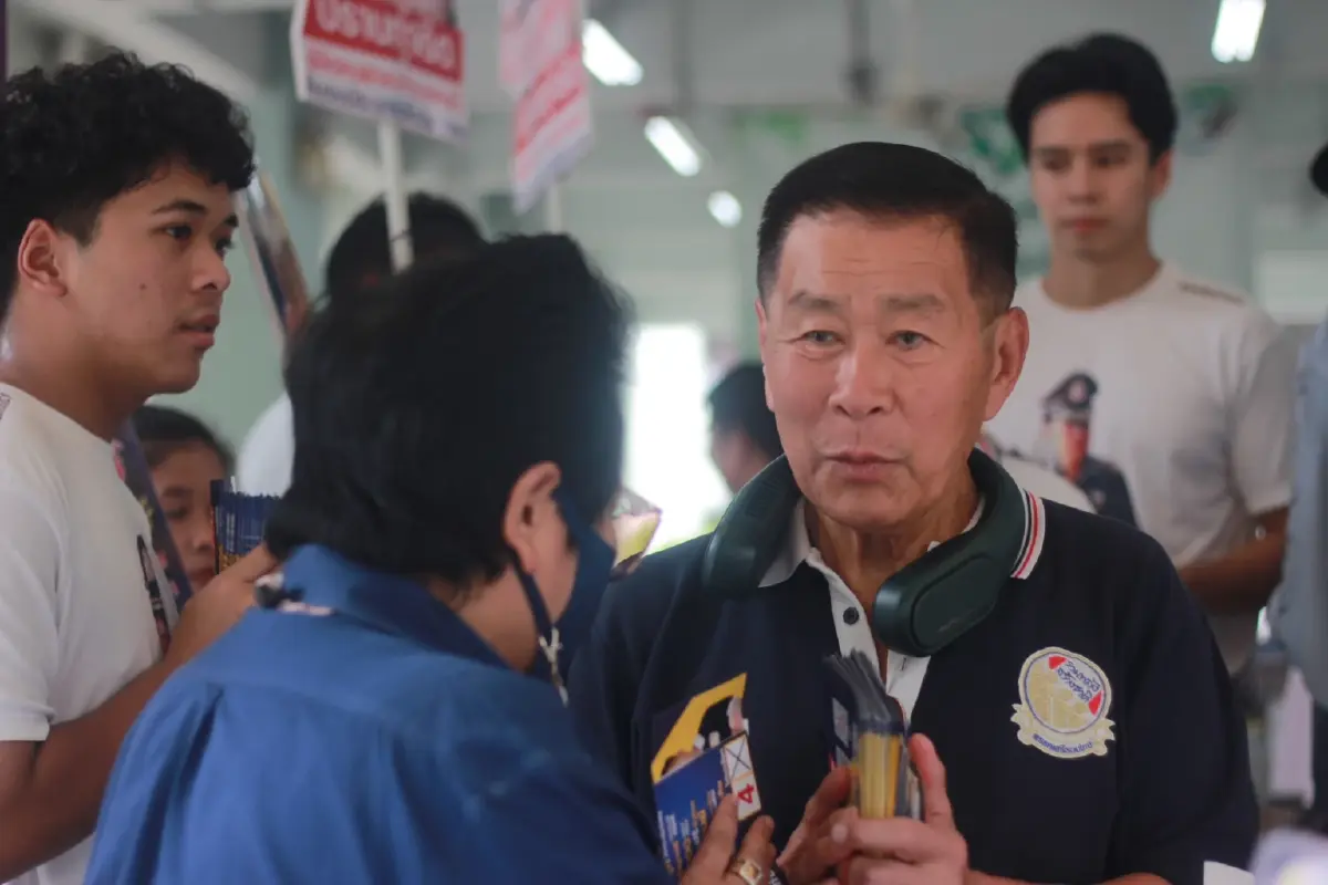 "เสรีพิศุทธ์" ขอ"บิ๊กตู่" ทบทวนตัวเอง ปล่อยมาเฟียไทย-ต่างชาติครอบงำประเทศ
