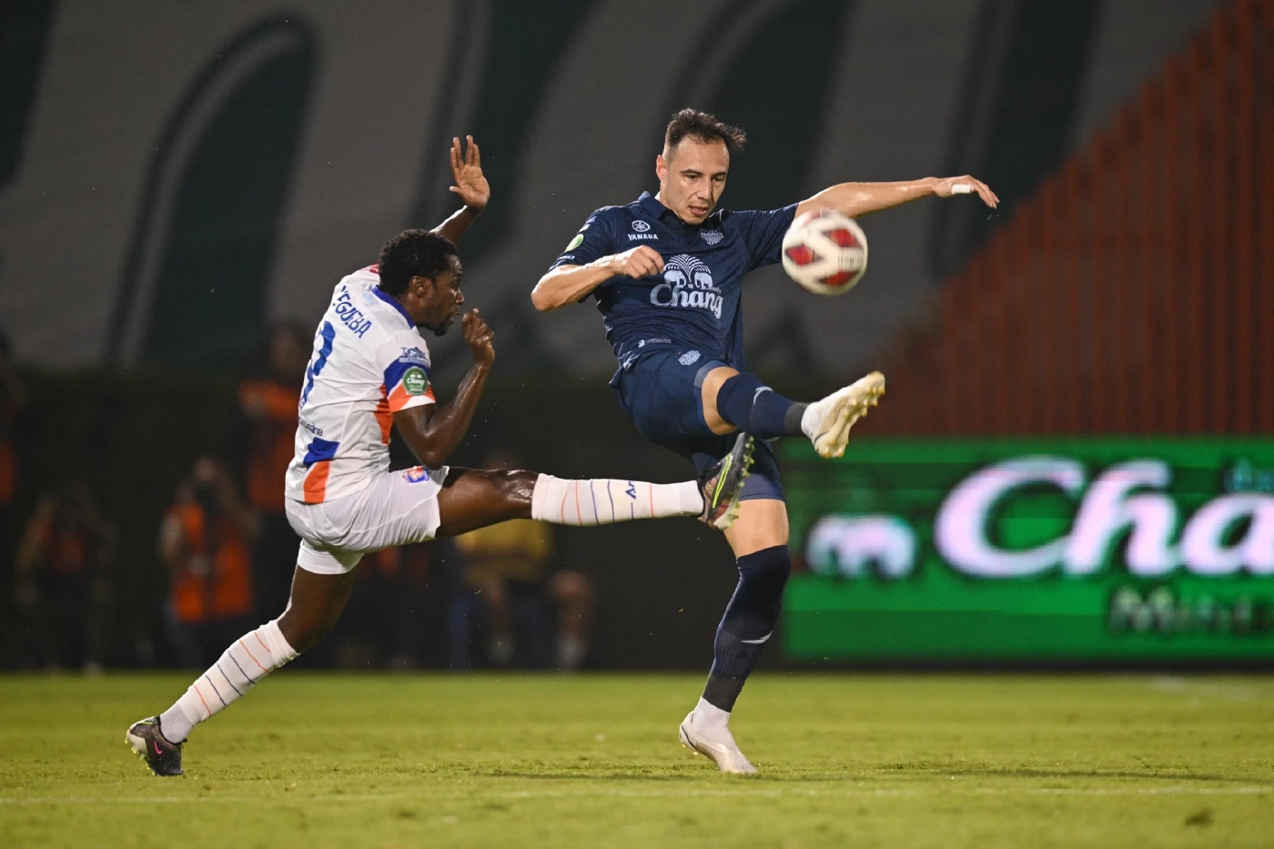 "มาซะ" ชื่นชมลูกทีมหลังลิ่วชิง "ช้างเอฟเอคัพ" ติงนัดชิงน่าเล่นสนามกลาง