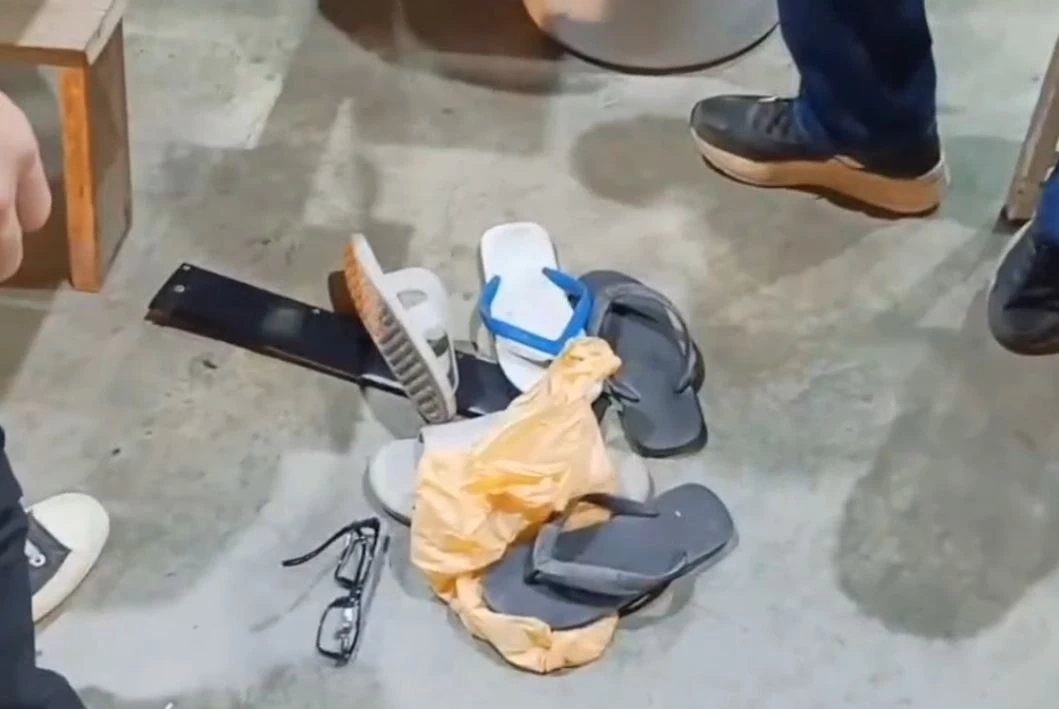 เย้ยกฎหมาย! วัยรุ่นคลังสินค้า สาดกระสุนใส่คู่อริ กลางตลาดนัด ย่านบางเสาธง