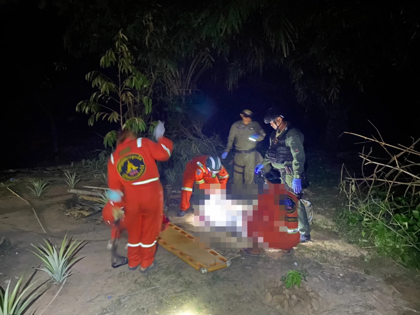 หนุ่มเก็บของเก่าพลาดท่า เก็บระเบิดมาแยกชิ้นส่วน สุดท้ายตูมสนั่นเสียชีวิต